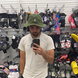 Meet your Posher, Lucas